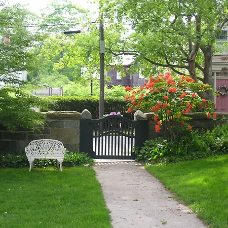 Delano Homestead Bed And Breakfast-3