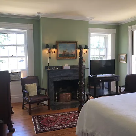 Delano Homestead Bed And Breakfast-2